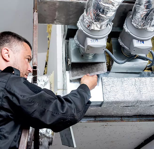 Why Homeowners & Businesses Trust Us in Chicago, IL?