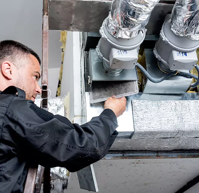 Why Homeowners & Businesses Trust Us in Chicago, IL?